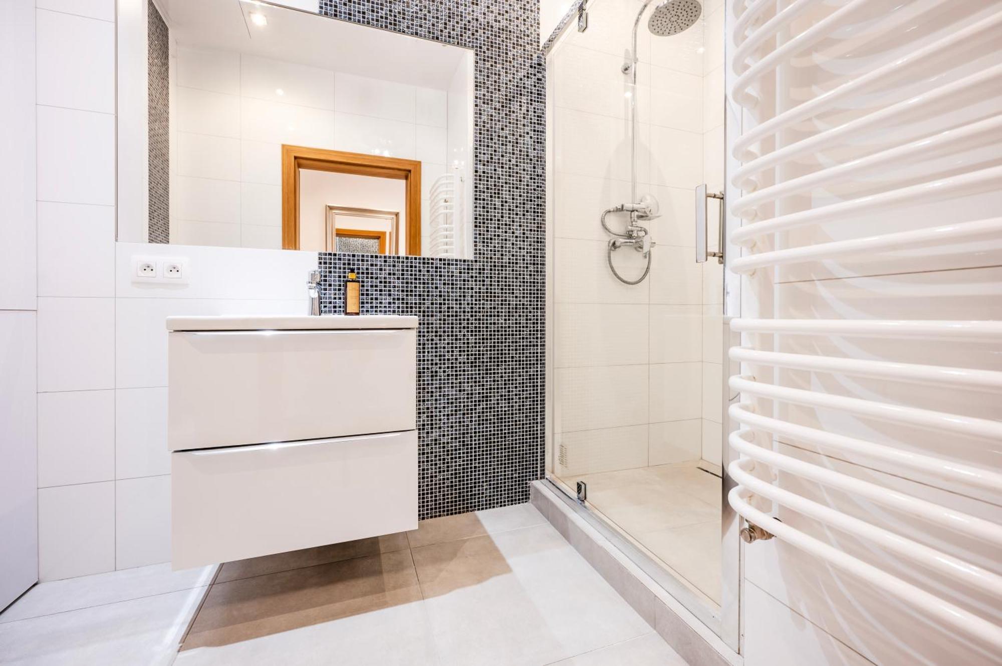 Apartamento Wenecja Parking Gratis Moxy Te&Am Cracow Cracovia Exterior foto