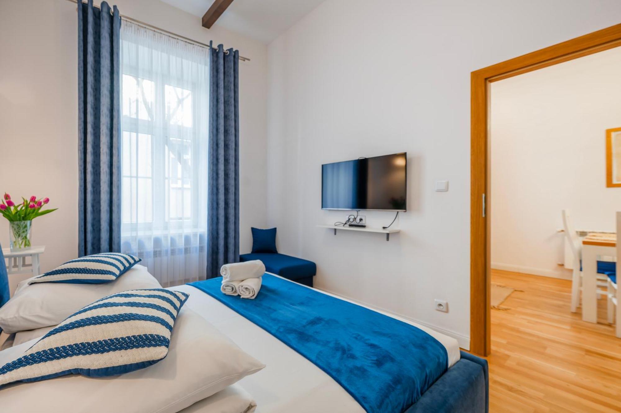 Apartamento Wenecja Parking Gratis Moxy Te&Am Cracow Cracovia Exterior foto